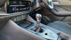 Nissan Qashqai 1.3 DiG-T MH Acenta Premium 5dr Petrol Hatchback